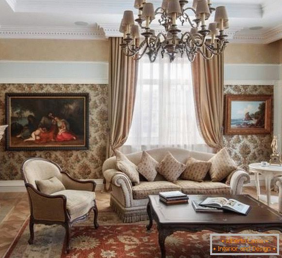 Design clássico da sala de estar no interior de uma casa particular - foto