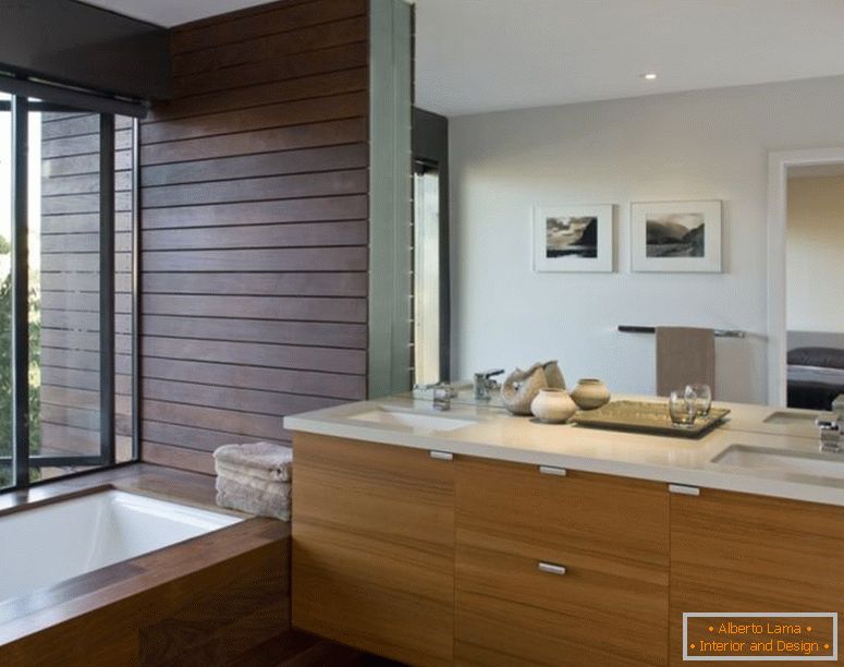 decoration-ideas-interior-adorable-ideas-in-decorating-banheiro-design de interiores-with-cherry-wood-bath-vanity-and-under-mount-sink-with-chrome-faucet-also-rectangular-soaking-bathtub-in-parquet-floori