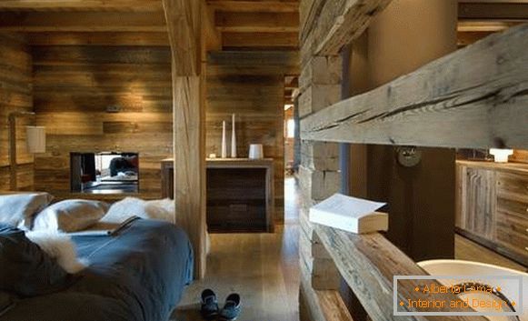 Design de interiores de uma casa de campo em estilo chalé - quarto e banheiro