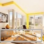 Interior com detalhes em amarelo