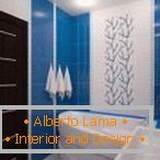 A combinação de branco e azul no design do banheiro