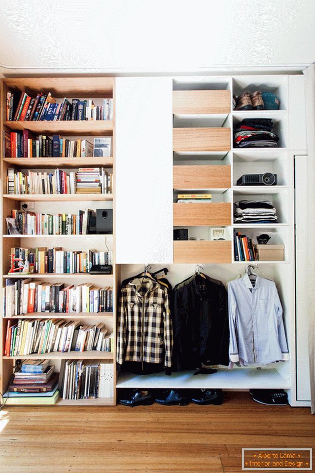Guarda-roupa para livros e roupas