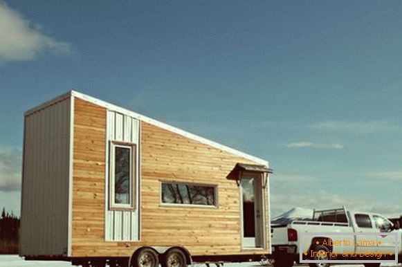 O aparecimento de uma pequena cabana sobre rodas Leaf house в Канаде