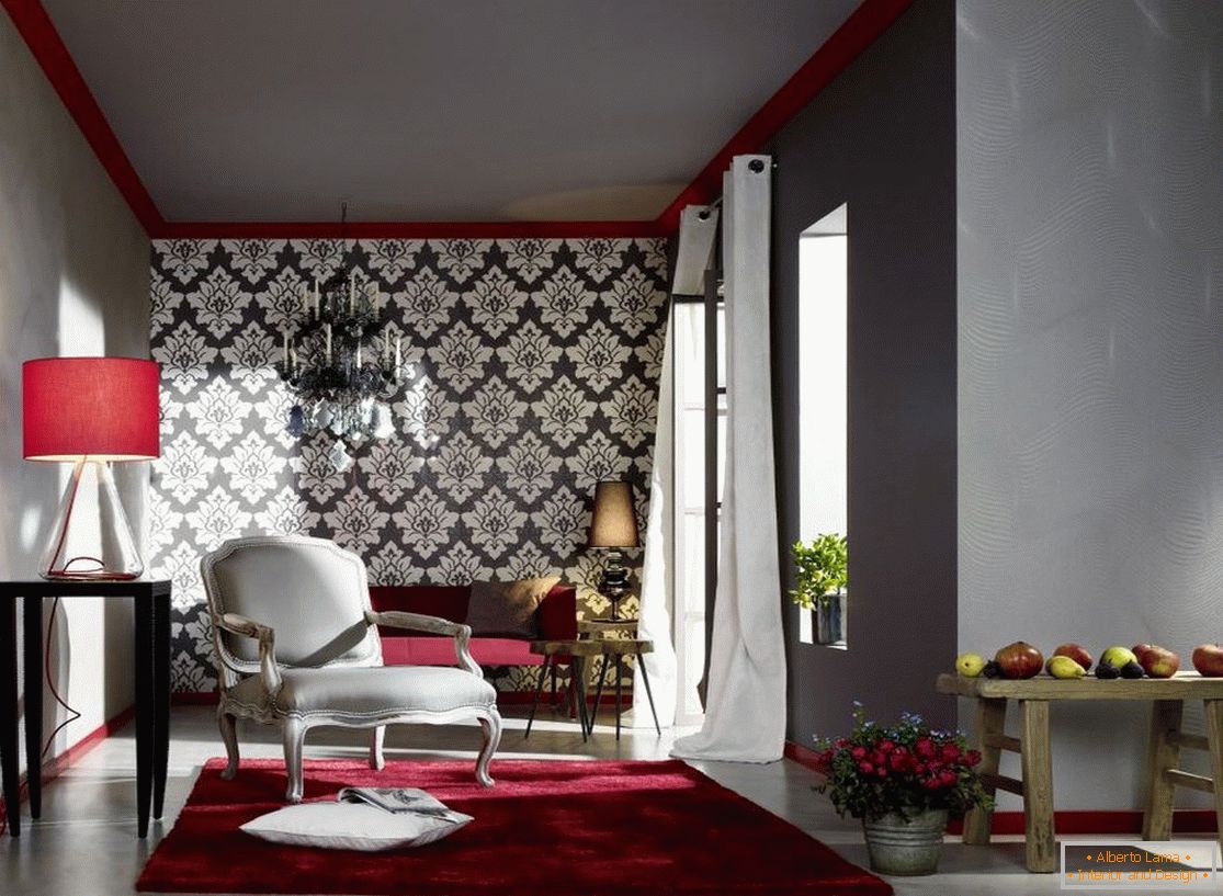 A combinação de diferentes papéis de parede no design da sala de estar