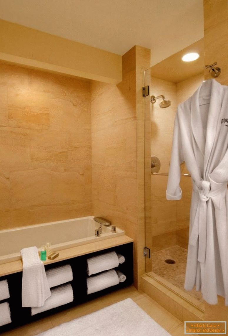marrom-encantador-pequeno-banheiro-sombra-com-perfeito-retangular-banheira-integrar-melhor-gabinete-chuveiro-com-porta de vidro-idéias-idéia-de-pequenos-banheiros-banheiro-maravilhoso-imagens-de- idéia para banho pequeno