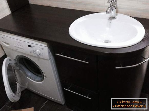 máquina de lavar roupa no design do banheiro, foto 11