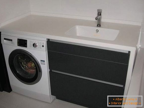 projeto de uma casa de banho com uma máquina de lavar roupa, foto 12