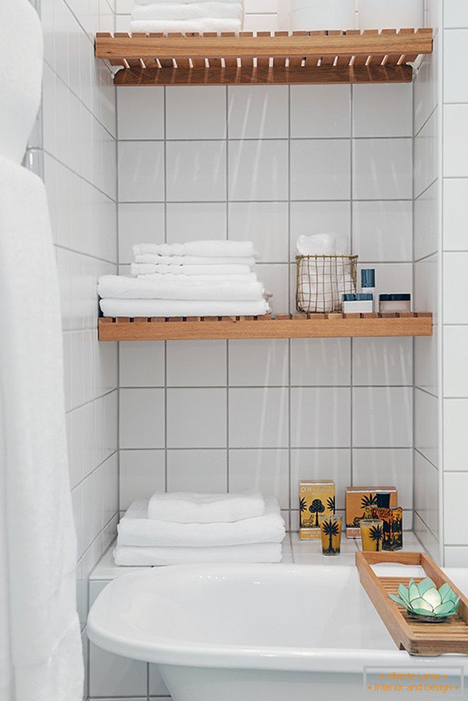 Banheiro de um quarto apartamento em Gotemburgo