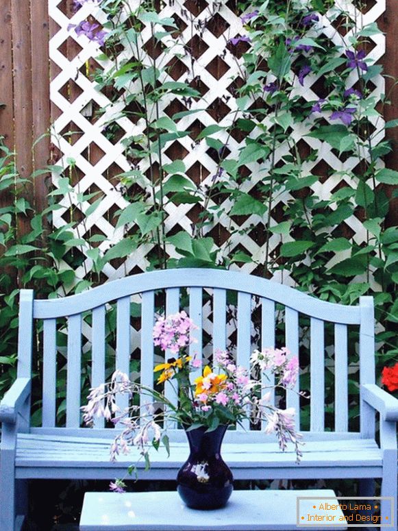 Idéia para decorar uma cerca no quintal