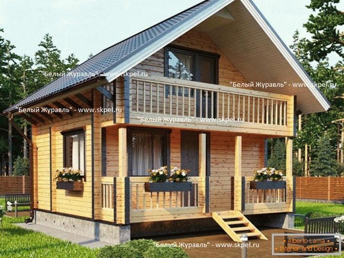 A casa é feita de madeira laminada com terraço e uma grande varanda. O projeto KB-1.