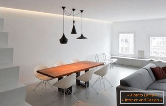 Design da sala de estar no estilo do minimalismo