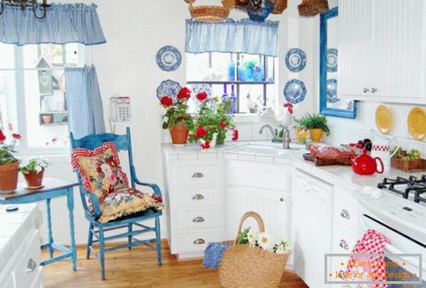 pequena cozinha no estilo do design da foto de Provence