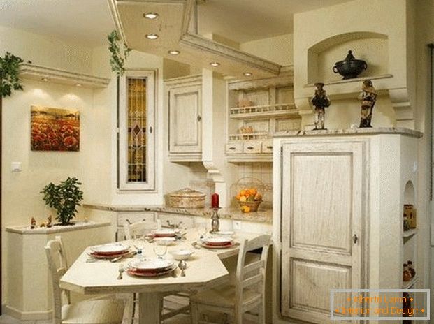 pequena cozinha no estilo do design da foto de Provence