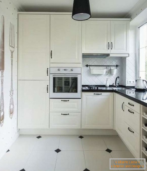 Apartamentos estúdio pequenos - design de cozinha na foto