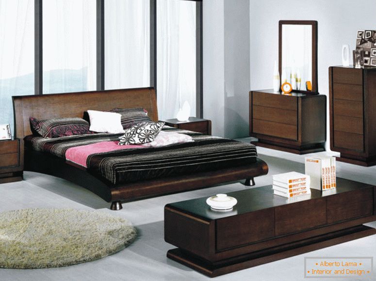 Simples-e-espaçoso-quarto-decoração-com-marrom-madeira-móveis-como-vaidade-e-gavetas-contemporâneo-em cores simples