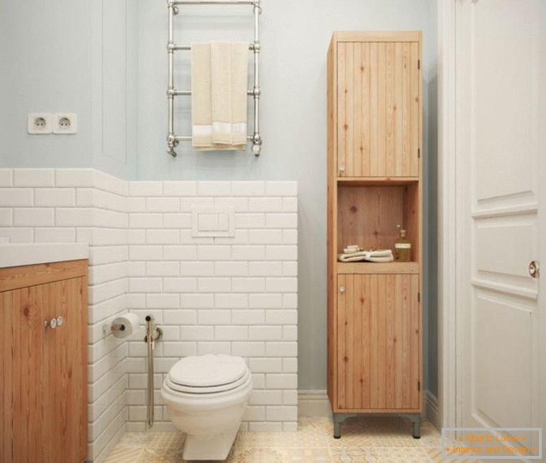 móveis de madeira no banheiro