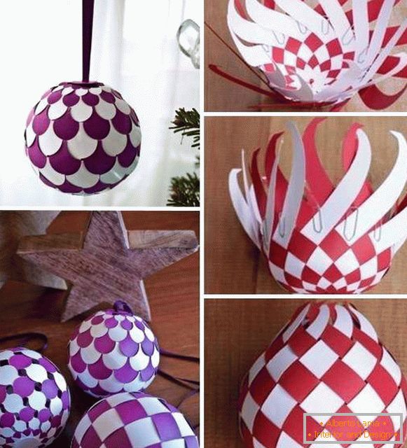 Bola de Natal original na árvore - com suas próprias mãos feitas de papel