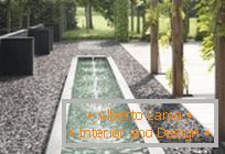 Arranjo de um jardim moderno с бассейном