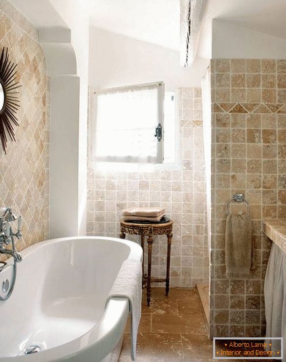 Azulejo para o banheiro sob a pedra no estilo de Provence