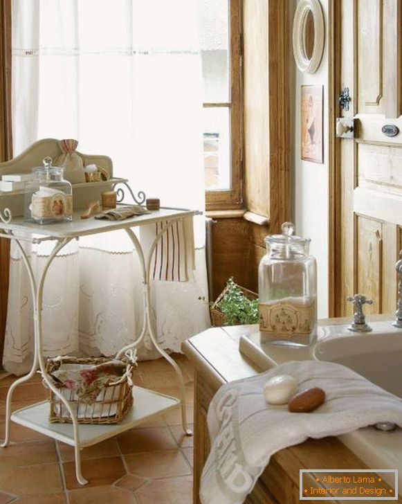 Decoração e acessórios para o banheiro no estilo da Provence