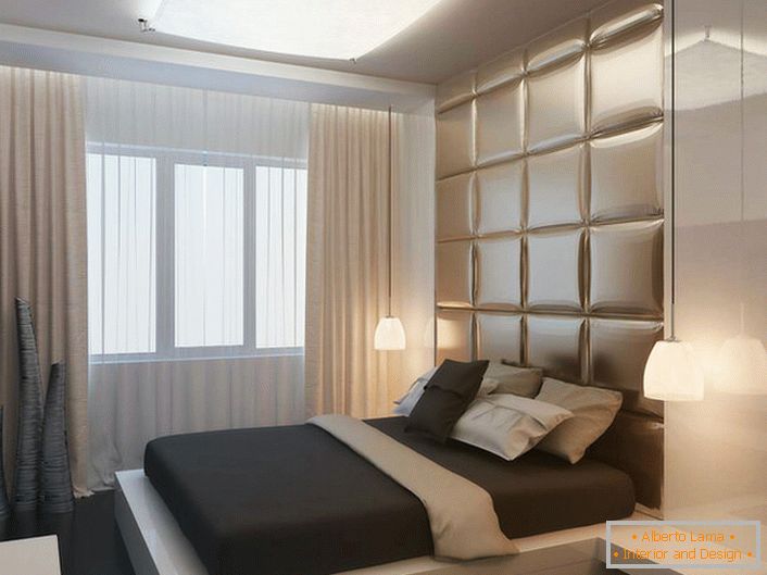 Projeto de design de um quarto em um apartamento de um edifício alto habitual perto de Moscou.