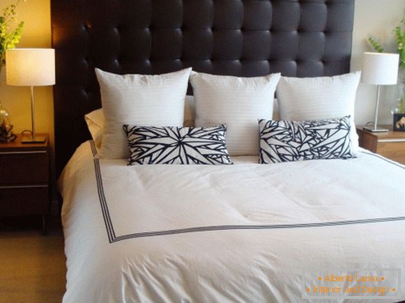 Roupa de cama com padrões geométricos