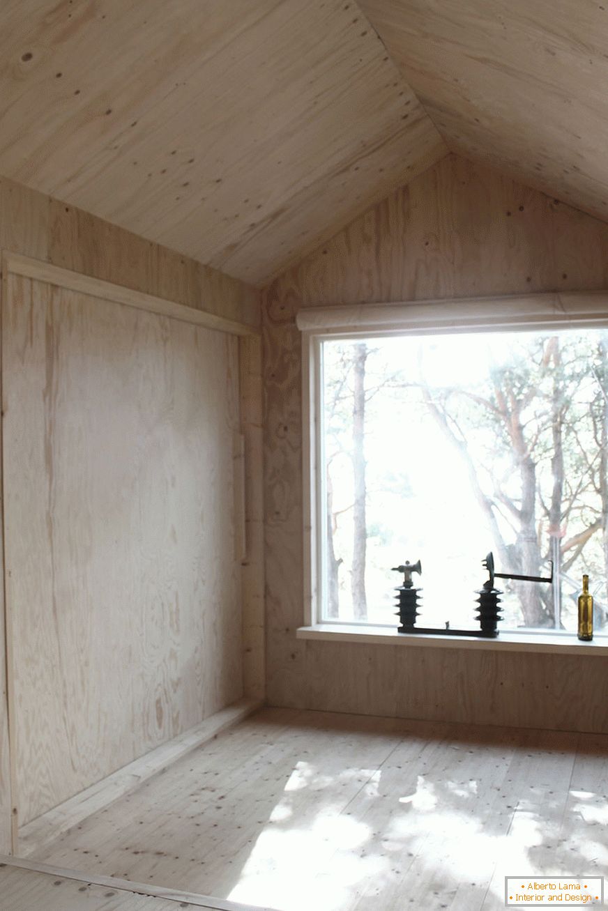 Интерьер мини-дома Cabine Ermitage в Швеции