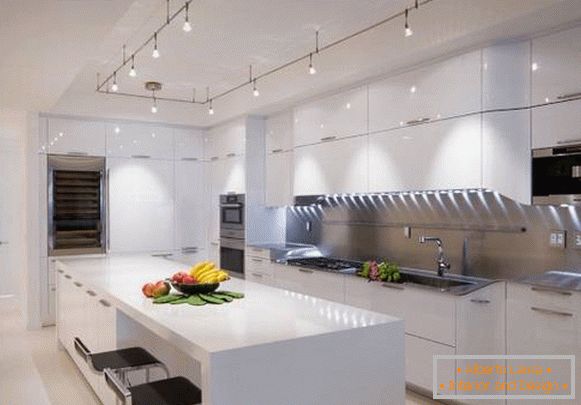 Modern luz de teto para a cozinha - foto do sistema local