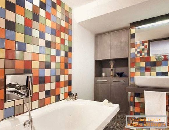 layout de azulejos preto e branco no banheiro, foto 25
