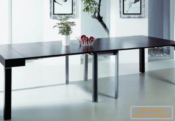 consola de mesa dobrável preta no design da sala de estar