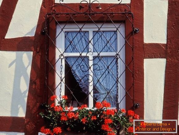 Tipos de grades para janelas - forjadas decorativas