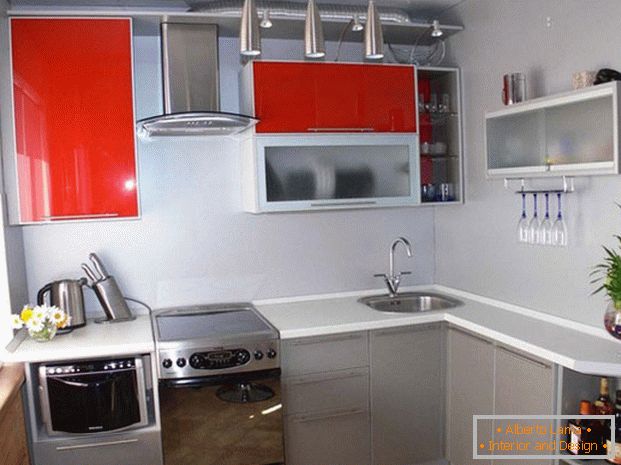 Conjunto de cozinha moderna с выдвижными шкафами