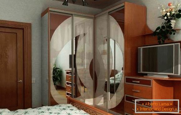 Lindo armário do quarto para dormir - foto do modelo de canto com TV