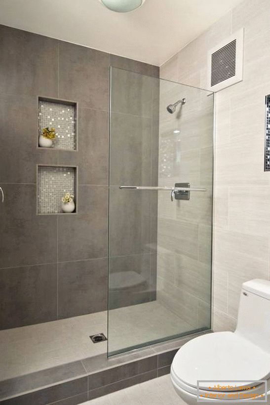 Portas de vidro para chuveiro - foto no interior do banheiro