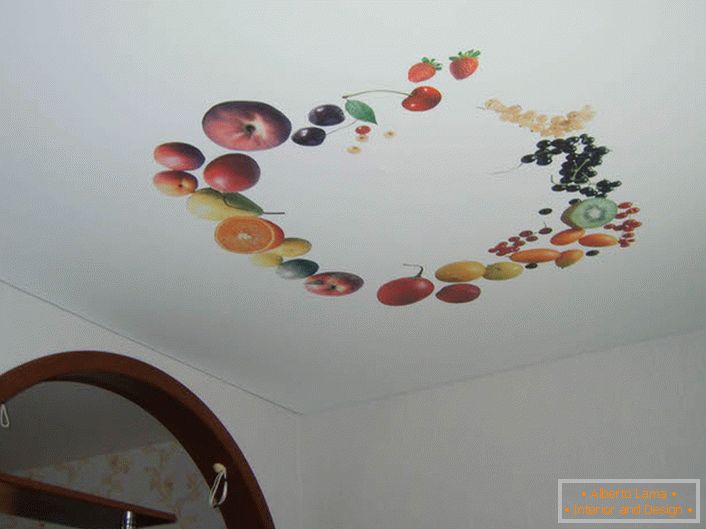Feira de frutas no teto.