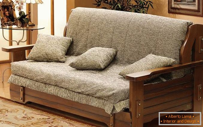 Um sofá feito de madeira por si mesmo - dicas e ideias para criar