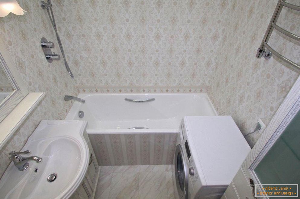 Casa de banho em um apartamento de dois quartos da série p44t