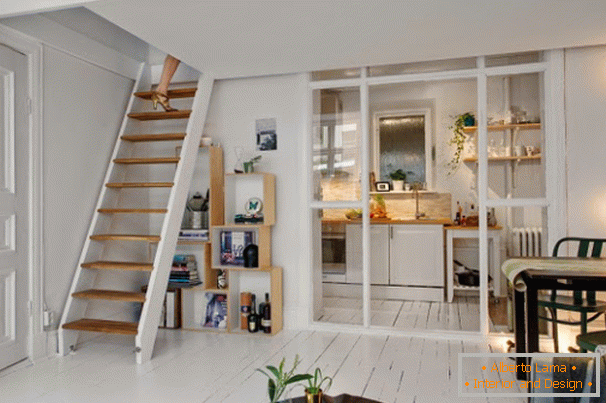 Sala de estar e cozinha em estilo escandinavo