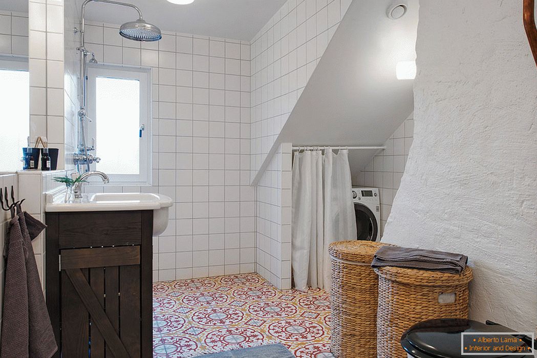 Interior de casa de banho em estilo escandinavo