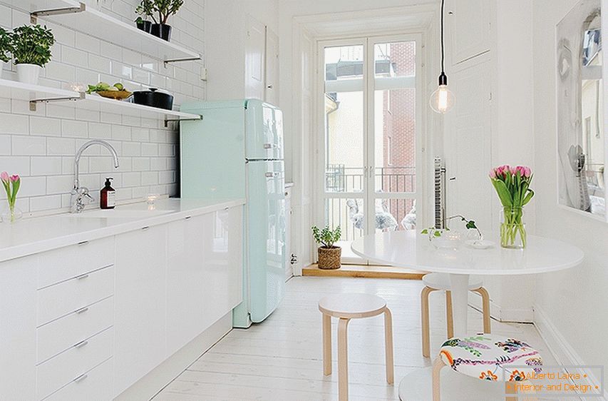 Interior elegante de um apartamento sueco